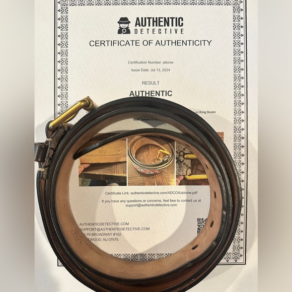 Gucci Belt Men’s Double Gs Snake Embellishment with Gold hardware with COA - Picture 4 of 12